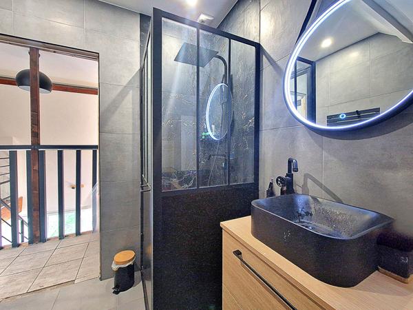 Maison Chateauneuf Sur Sarthe 6 pièce(s) 130 m2