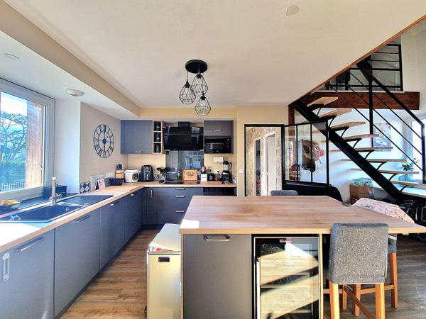 Maison Chateauneuf Sur Sarthe 6 pièce(s) 130 m2