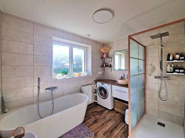 Maison Chateauneuf Sur Sarthe 6 pièce(s) 130 m2