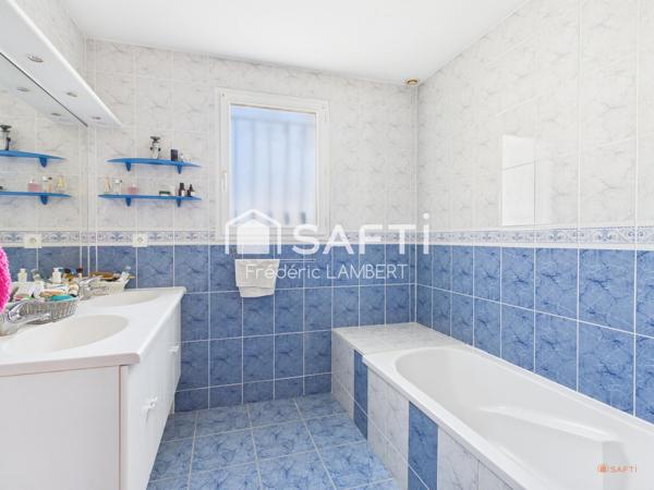 Magné : maison familiale de 200 m² avec 5 chambres