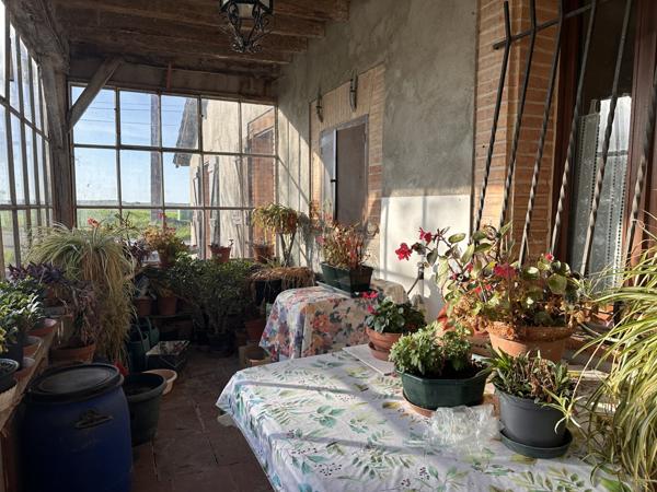 Escazeaux (82500) FERME A RENOVER AVEC DEPENDANCES ET GRAND TERRAIN