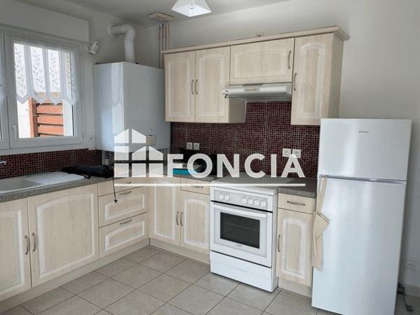 Location Maison 4 pièces 93.1 m² - 33 RUE DES MIMOSAS Plouhinec 56680