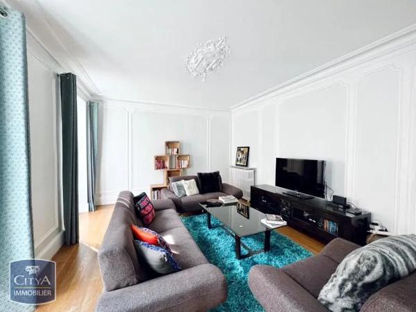 Appartement à louer 4 pièces 126.7m² Orléans (45000)