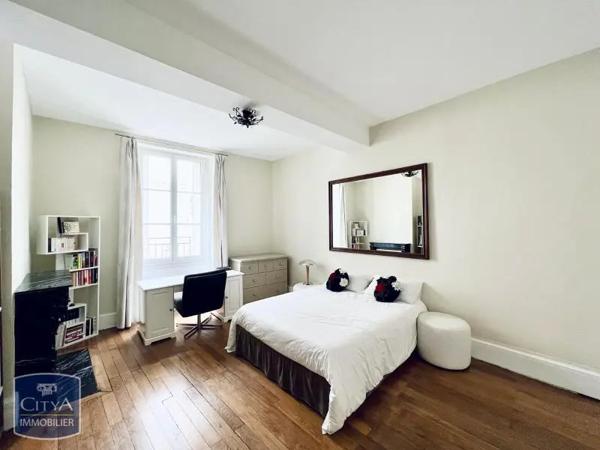 Appartement à louer 4 pièces 126.7m² Orléans (45000)