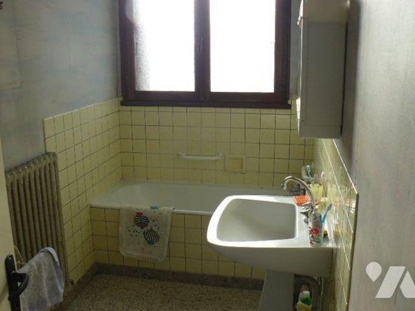 Maison à Vendre à Rambervillers (88700) en Vosges (88)

Cette maison propose une surface habi...