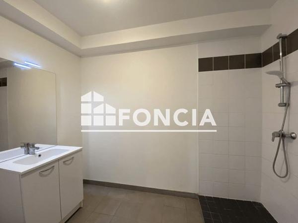 Location Appartement 3 pièces 62.5 m² - RUE DE VERMONT Honfleur 14600