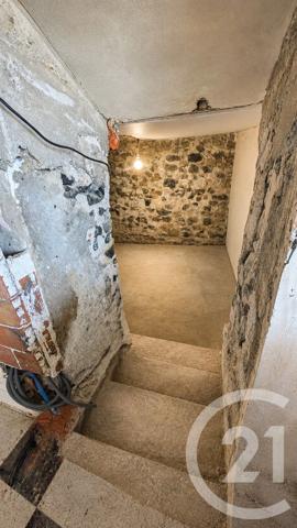 Appartement Triplex à vendre  4 pièces - 76 m 2   THOARD  - 04