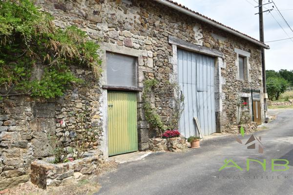 🏡 Maison traditionnelle en pierre à Écuras, Charente