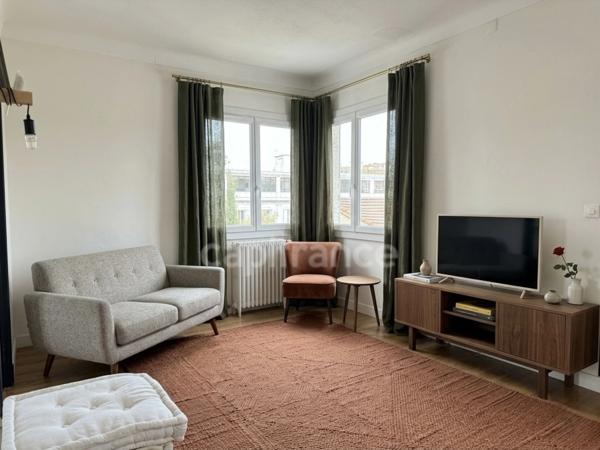 CANNES / IMMEUBLE DE CHARME TYPE HÔTEL PARTICULIER / FORT POTENTIEL / CALME ABSOLU