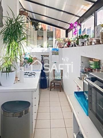 MAISON DE VILLE à 7 mn du centre