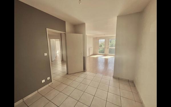Appartement à vendre 3 pièces VILLEFRANCHE SUR SAONE (69)