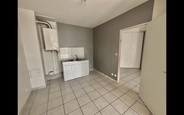 Appartement à vendre 3 pièces VILLEFRANCHE SUR SAONE (69)