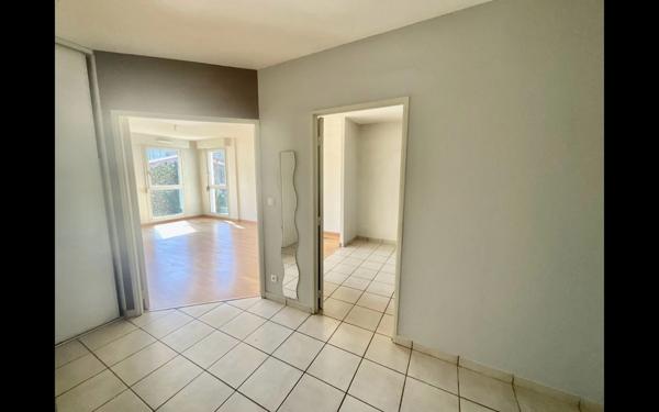 Appartement à vendre 3 pièces VILLEFRANCHE SUR SAONE (69)
