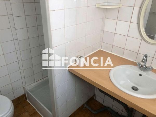 Location Maison 3 pièces 47.13 m² - 13 BIS RUE VILLERSEXEL Niort 79000