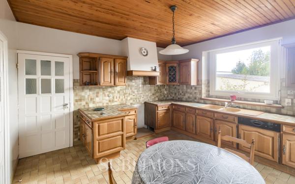Maison 14 pièces 253 m²
