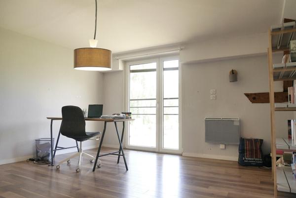 VASTE CHALET OFFRANT DE NOMBREUSES POSSIBILITES