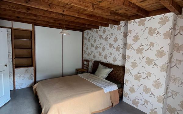 Maison à vendre    2 pièces • 77,98 m2 Sury-le-Comtal