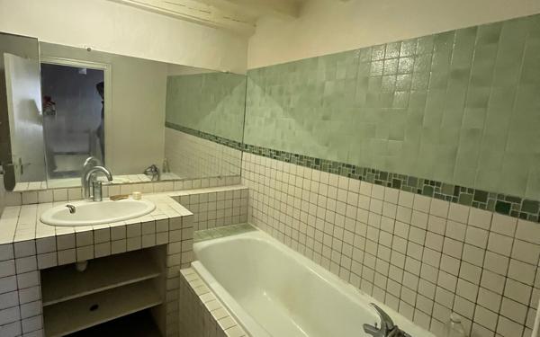 Maison à vendre    2 pièces • 77,98 m2 Sury-le-Comtal