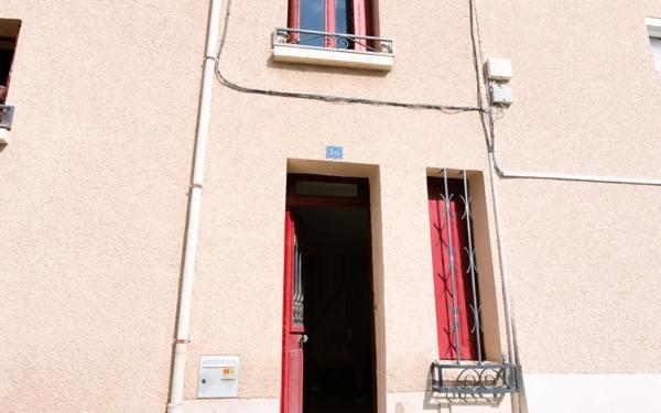 Maison à vendre    2 pièces • 77,98 m2 Sury-le-Comtal