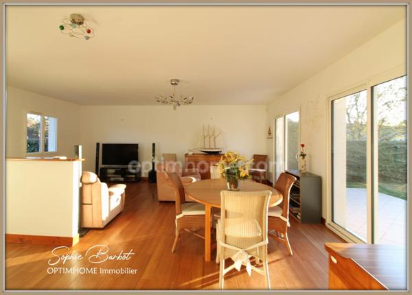 BASSIN D'ARCACHON - Coeur de GUJAN-MESTRAS - Maison familiale 4 chambres avec grand garage et piscine