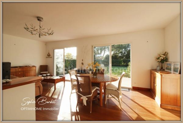 BASSIN D'ARCACHON - Coeur de GUJAN-MESTRAS - Maison familiale 4 chambres avec grand garage et piscine