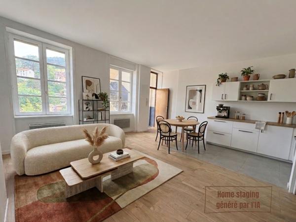 TARARE CENTRE - T3 LUMINEUX ET TRAVERSANT DE 76M² + CAVE