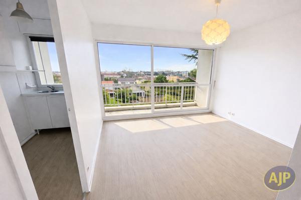 Vente appartement Bordeaux : 145 000 € - AJP Immobilier Le Bouscat