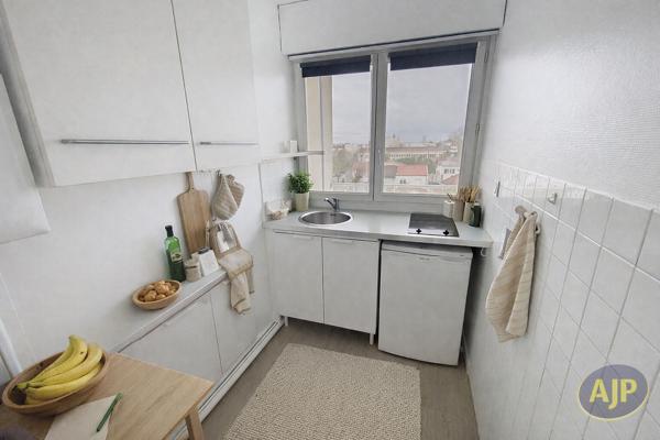 Vente appartement Bordeaux : 145 000 € - AJP Immobilier Le Bouscat