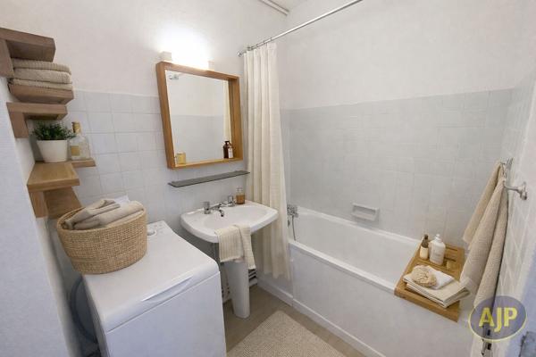 Vente appartement Bordeaux : 145 000 € - AJP Immobilier Le Bouscat
