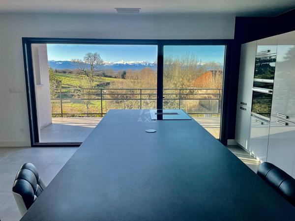 Magnifique contemporaire état irréprochable de plus de 200m2