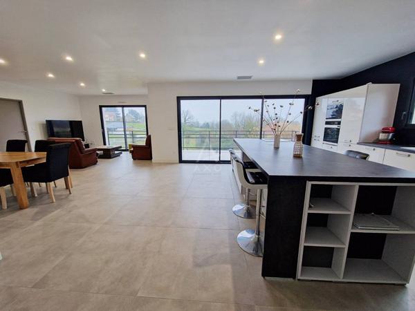 Magnifique contemporaire état irréprochable de plus de 200m2
