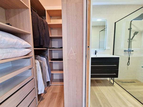 Magnifique contemporaire état irréprochable de plus de 200m2