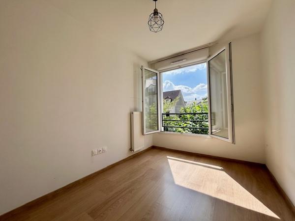 Antony (92160) ANTONY - Proche Centre et Transports - NOUVEAUTE - Appartement F3 de 61 M2 - Balcon SUD - Standing
