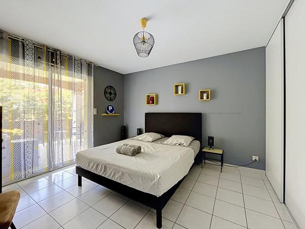 Maison Livron Sur Drome 6 pièce(s) 168.63 m2