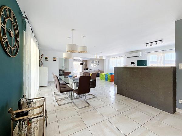 Maison Livron Sur Drome 6 pièce(s) 168.63 m2
