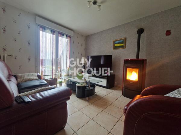 MAISON DANS LE BOURG DE SERENT !