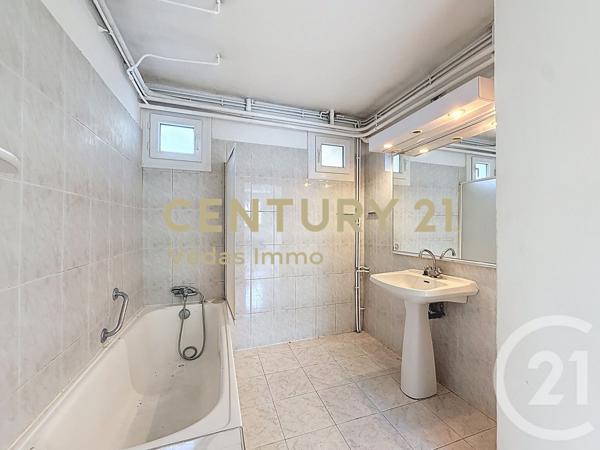 Maison à vendre  8 pièces - 187 m2 LAVERUNE - 34