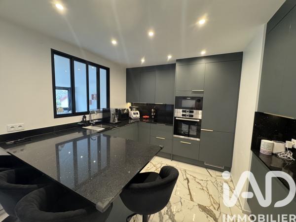 Maison à vendre 5 pièces 120 m² Ormesson-sur-Marne