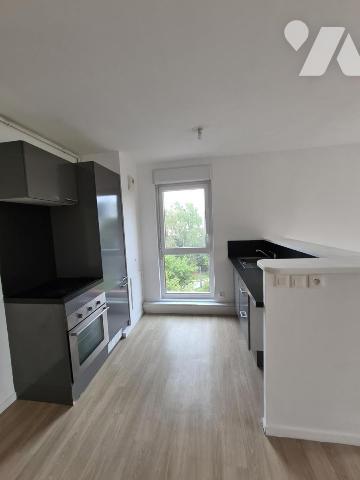 TYPE 3 TERRASSE PARKING LILLE CHR