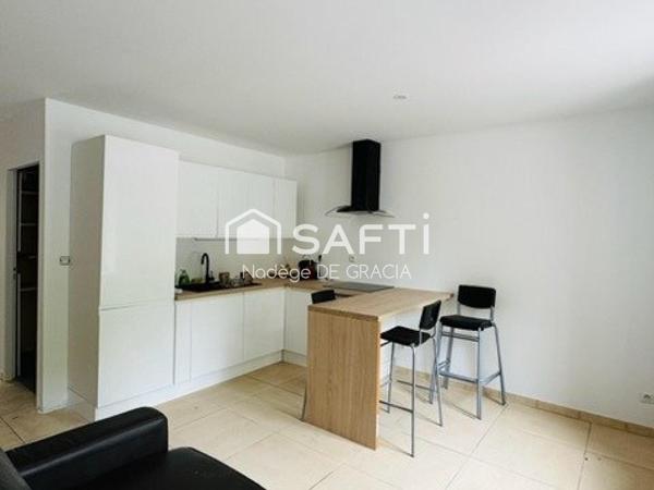Immeuble entièrement rénové en 5 appartements loués
