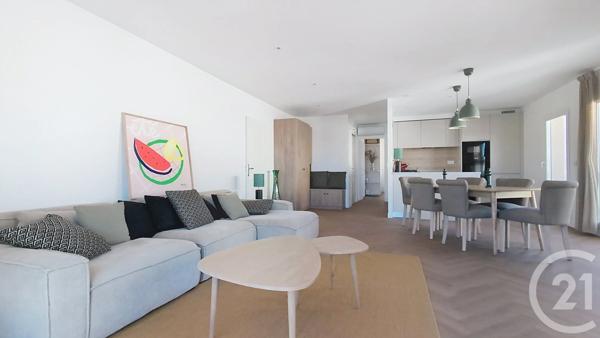 Appartement F4 à vendre  4 pièces - 98,05 m 2   ARCACHON  - 33