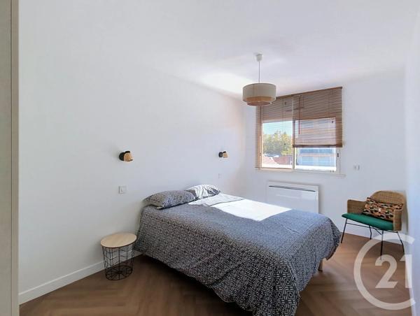 Appartement F4 à vendre  4 pièces - 98,05 m 2   ARCACHON  - 33
