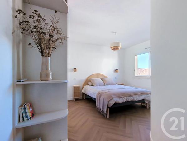 Appartement F4 à vendre  4 pièces - 98,05 m 2   ARCACHON  - 33