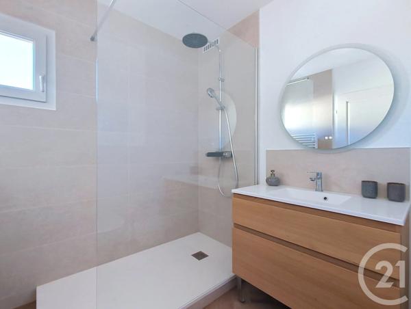 Appartement F4 à vendre  4 pièces - 98,05 m 2   ARCACHON  - 33