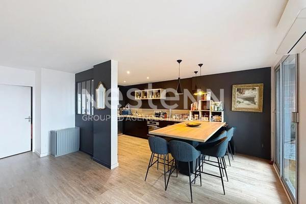 Grand Duplex avec deux Suites parentales Terrasses Cave et Garage - 69500 BRON