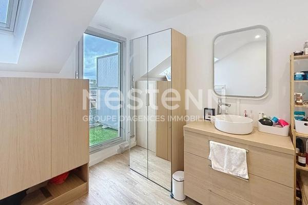 Grand Duplex avec deux Suites parentales Terrasses Cave et Garage - 69500 BRON