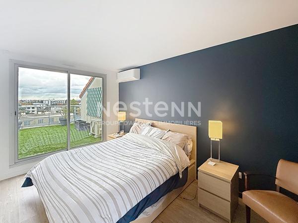 Grand Duplex avec deux Suites parentales Terrasses Cave et Garage - 69500 BRON