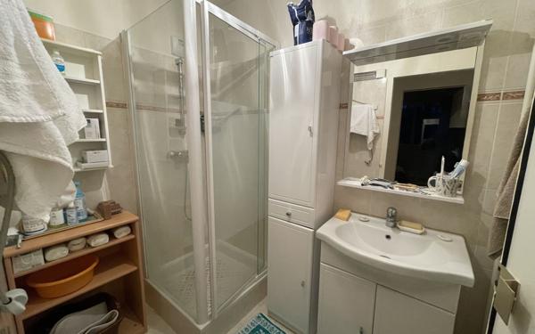 Appartement à vendre    4 pièces • 81,21 m2 Vaires-sur-Marne