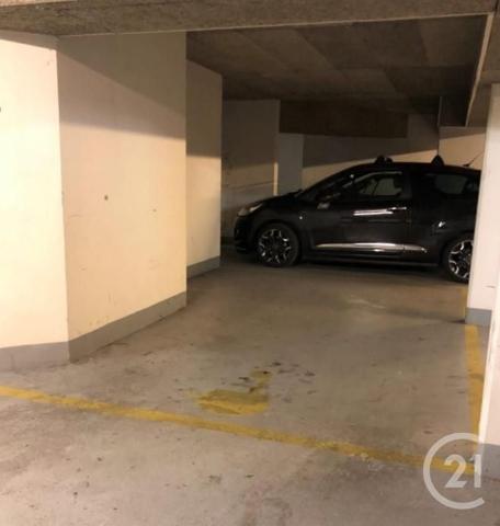 Parking à vendre  11 m2 PARIS - 75010