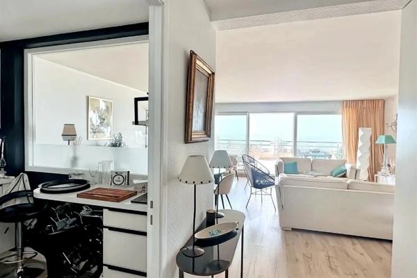 Appartement à vendre 4 pièces de 102m² LA BAULE ESCOUBLAC (44) FACE MER